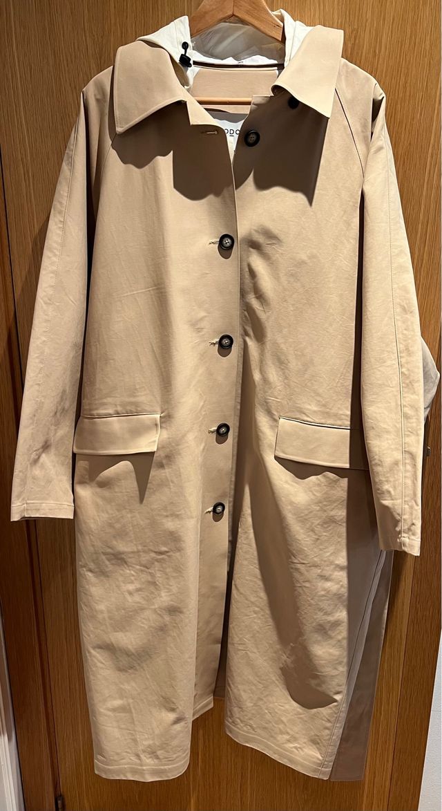 Gabardina Adolfo Domínguez Beige