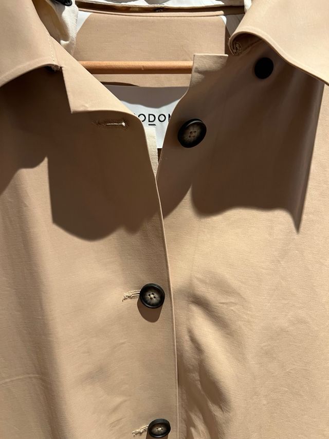 Gabardina Adolfo Domínguez Beige