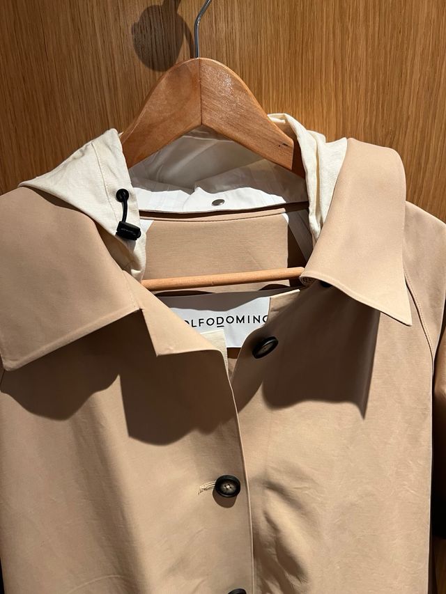 Gabardina Adolfo Domínguez Beige