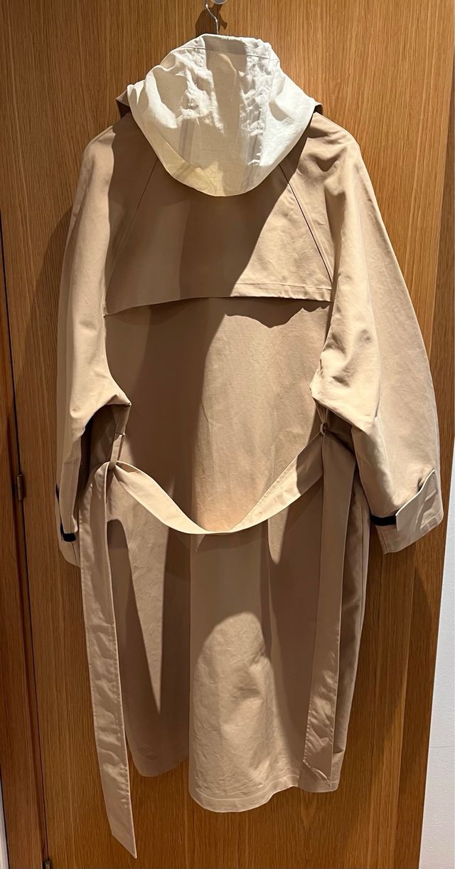 Gabardina Adolfo Domínguez Beige