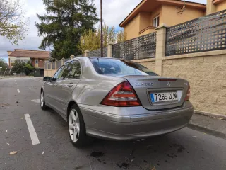 Mercedes c320 CDI 224cv