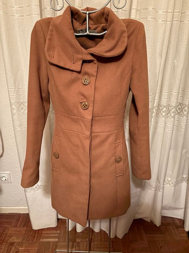 Abrigo Stradivarius Marrón Claro Talla S