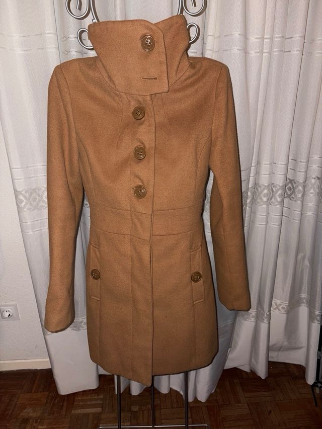 Abrigo Stradivarius Marrón Claro Talla S