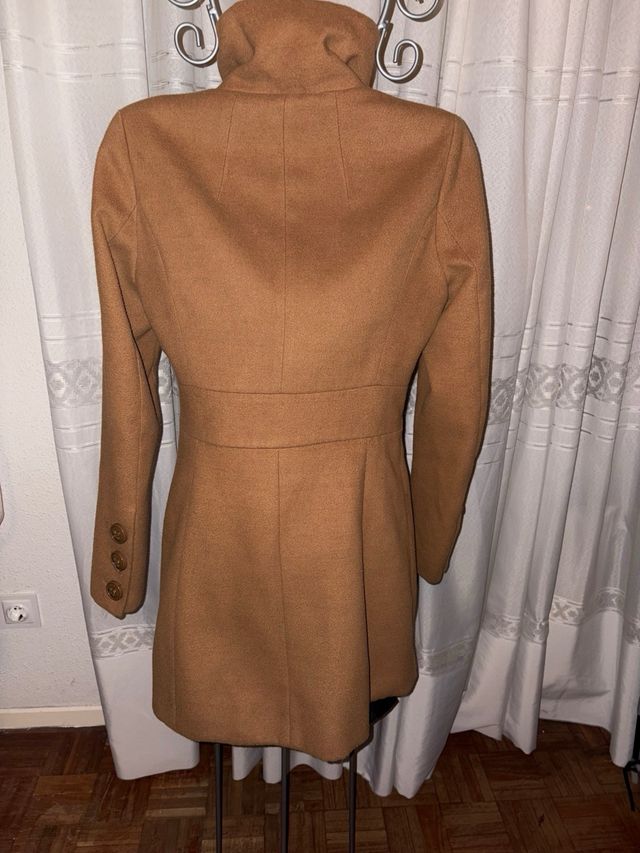 Abrigo Stradivarius Marrón Claro Talla S