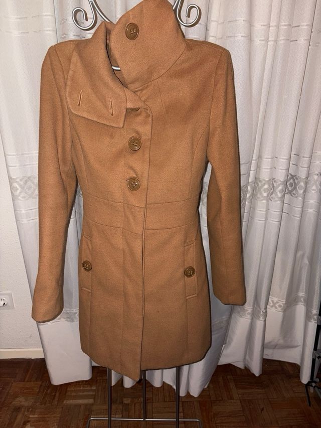 Abrigo Stradivarius Marrón Claro Talla S