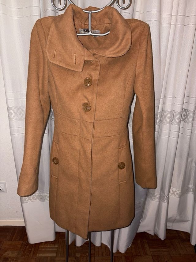 Abrigo Stradivarius Marrón Claro Talla S