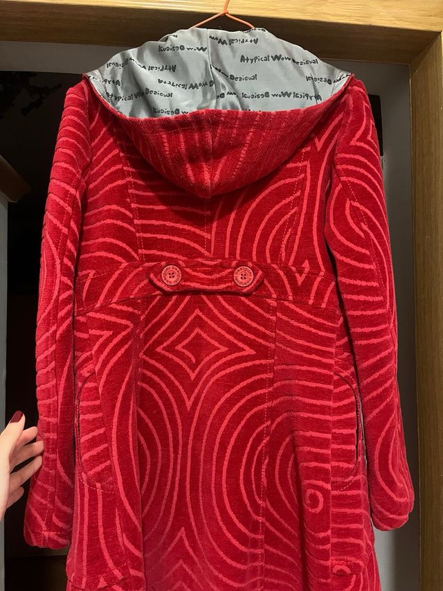 Abrigo Desigual Rojo Talla Única
