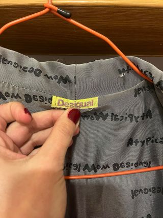 Abrigo Desigual Rojo Talla Única