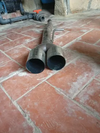 Tubo de escape Ford Fiesta ST-Line