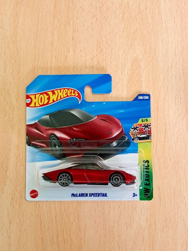 Hot Wheels McLaren Speedtail Rojo