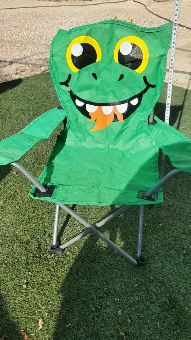 Silla infantil de playa dinosaurio