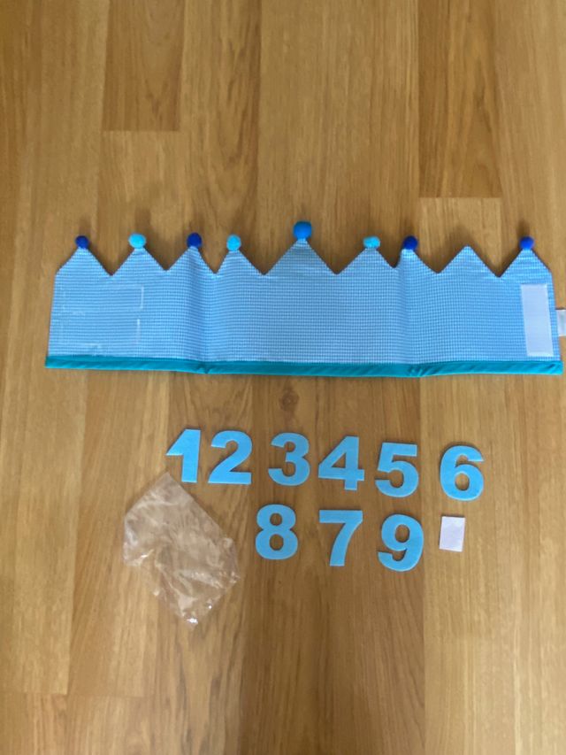 Corona cumpleaños dinosaurios