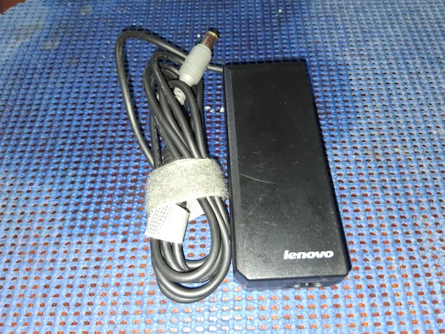 Lenovo carregador