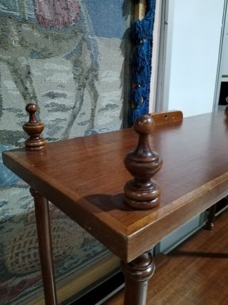 ESTANTERÍA DE MADERA DE PARED