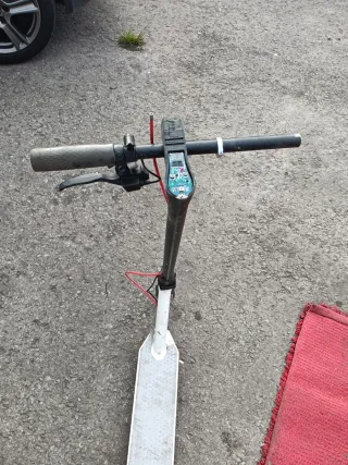 Patinete eléctrico para piezas