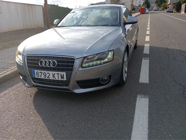 Audi A5 Automático 2.7 TDI — Excelente estado, cam