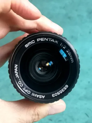 Lente Única SMC Pentax K 28mm F2 "Hollywood"
