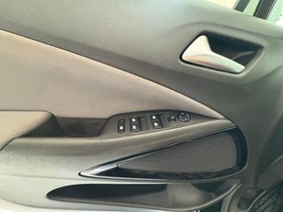 Opel Crossland X GASOLINA 2019