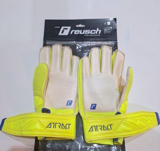 Guantes Portero fútbol Reusch Attrakt Talla 7