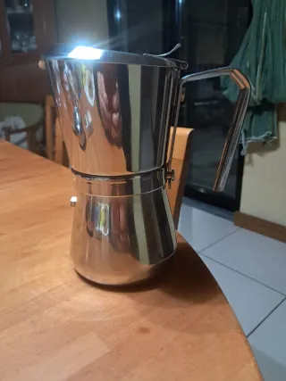 Caffettiera Giannina in metallo 6tazze