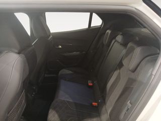 Peugeot 2008 GT Puretech 155 S&S EAT8