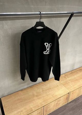 Jersey Louis Vuitton Negro con Logo Blanco