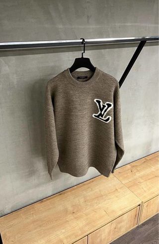 Jersey Louis Vuitton Negro con Logo Blanco