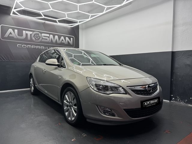 Opel Astra 2010