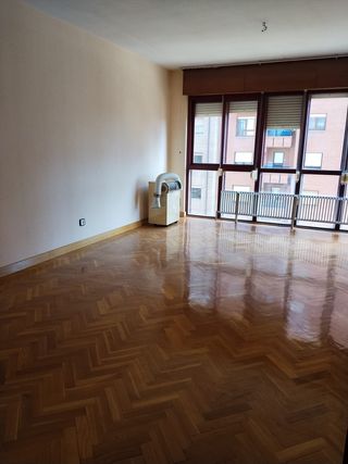 5 habitaciones;Centro de Logroño; Garaje; Trastero