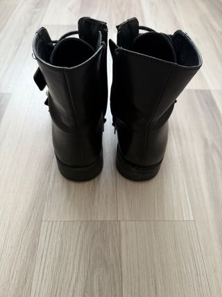 Botines Zara Tachuelas Perlas