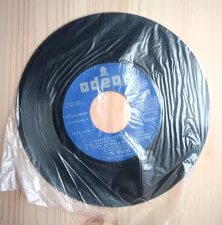 The Beatles I Am The Walrus Odeon Sin Caratula