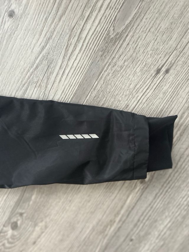 Cortavientos Siroko Negro