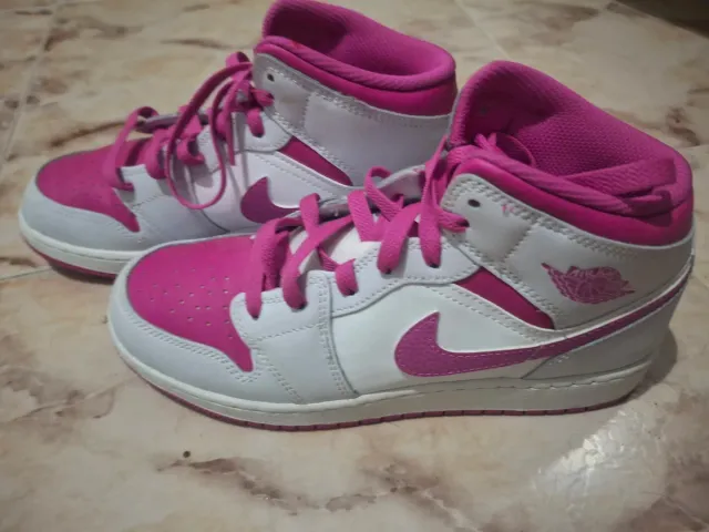 Nike Jordan Blancas y Rosas