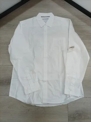 Camisa blanca de popelina manga larga