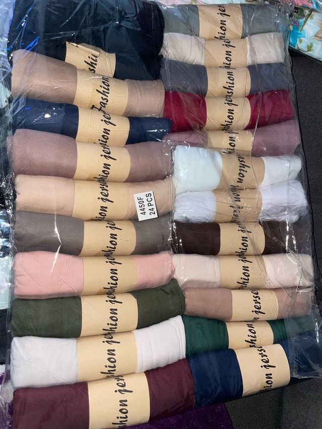 hijab en diferentes colores