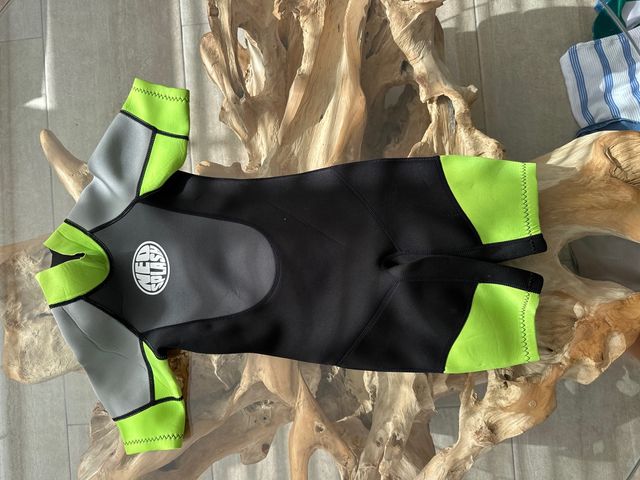Traje neopreno niño talla 4