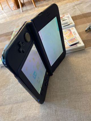 Nintendo 3DS XL Azul Marino con Juegos
