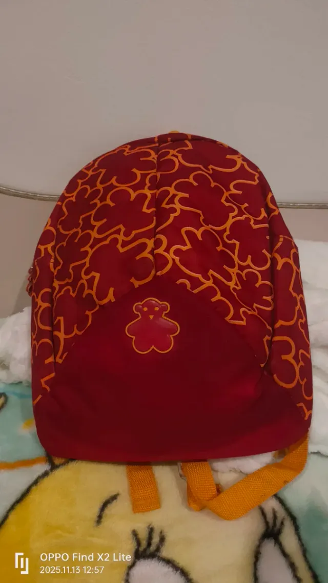 Mochila Tous Roja con Estampado Dorado