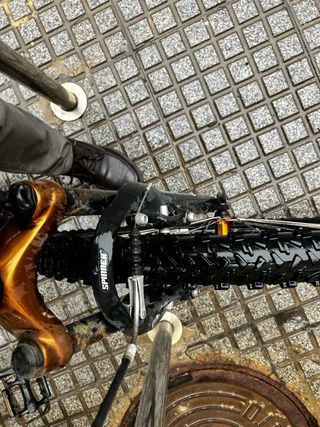 Bicicleta de montaña + bicicleta paseo