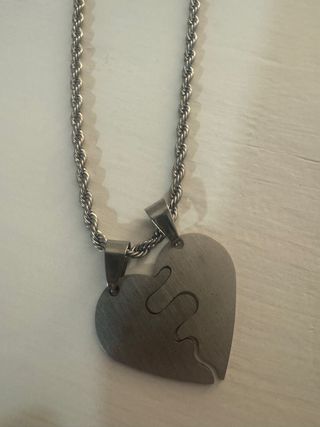 Dije y collar Corazón Partido Plata