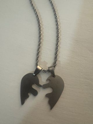 Dije y collar Corazón Partido Plata