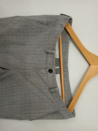 Pantalón de vestir gris cuadros hombre