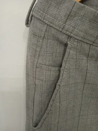 Pantalón de vestir gris cuadros hombre