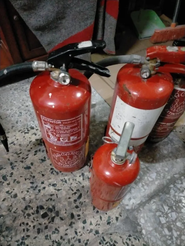 Lote e extintores de incendios
