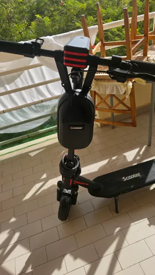 Patinete eléctrico 800W con bolsa