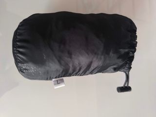 CHUBASQUERO IMPERMEABLE CON CAPUCHA