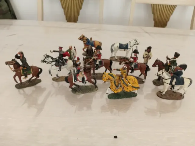 Figuras de plomo caballeros ha caballo antiguos