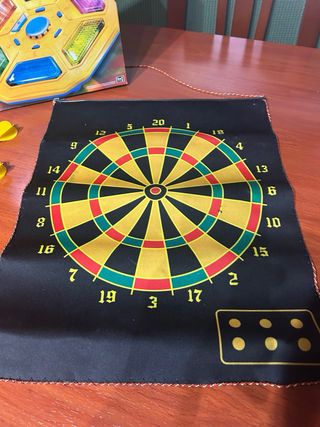 Super Simon MB Juego de Mesa + Dardos