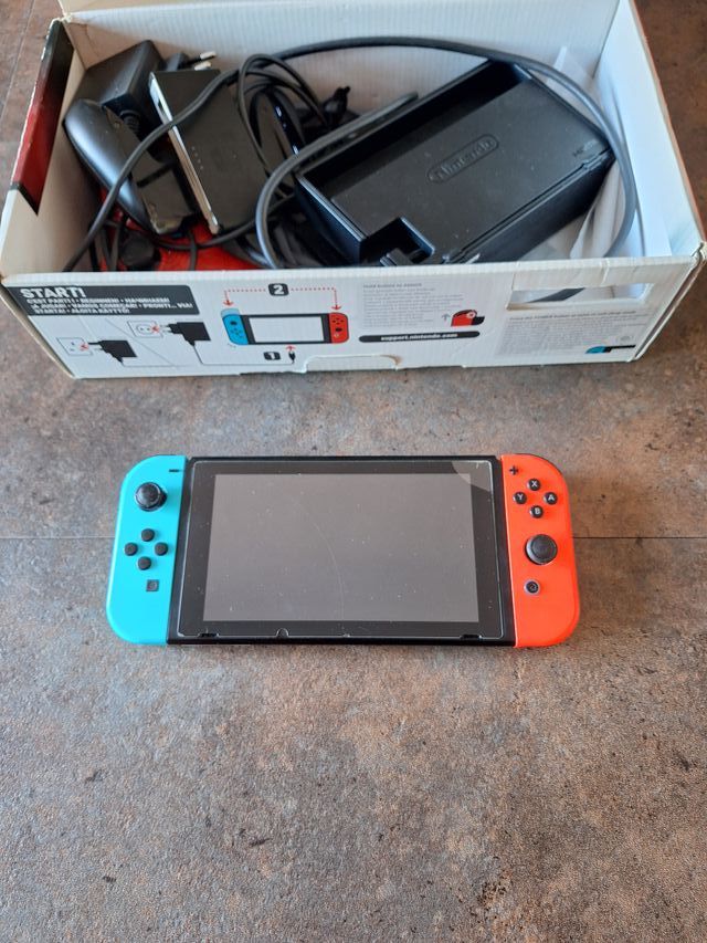 Nintendo Switch NO FUNCIONA, reparar o despiece.