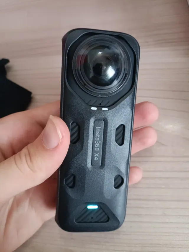 Insta360 X4 8K Action Cam + Accesorios